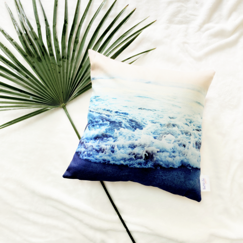 The 3D print on this 'By the Ocean Collection' of linen pillowcase is an image of the surf created by the turquoise sea. Bask in the comfort of these beautiful pillowcases and see how they add beauty and serenity to your own space